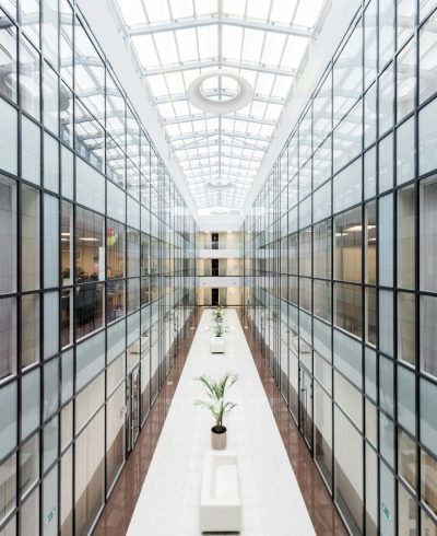 mikhail-derecha-q-XTB-YTsho-unsplash